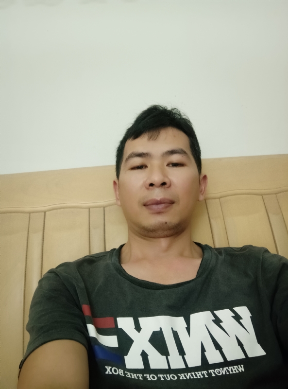 小伙子的第四张照片--台山中老年相亲网